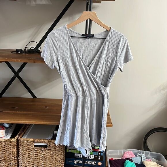 Gray Romper Short Sleeve Shorts - Picture 1 of 3